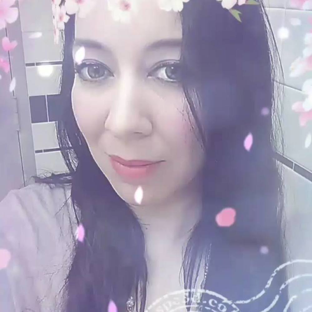 Meet your Posher, Mayra